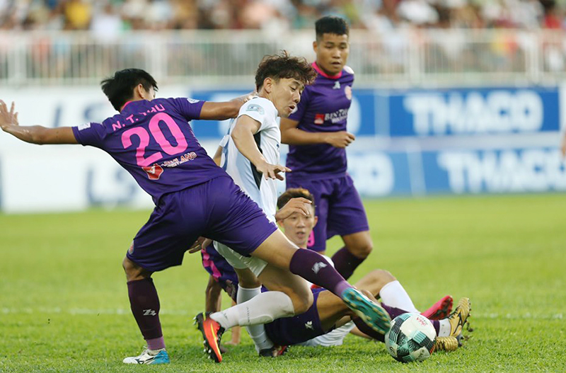 HAGL chia điểm trên sân nhà Pleiku với Sài Gòn FC