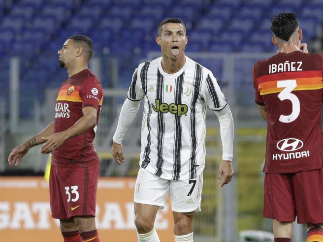Ronaldo né tránh kỷ lục tiêu cực ở trận Juventus vs Roma