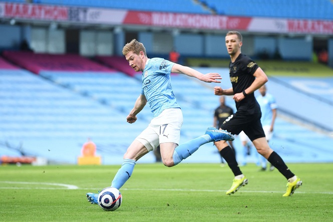 Kevin De Bruyne lọt vào top 10 kiến tạo nhiều nhất Ngoại hạng Anh