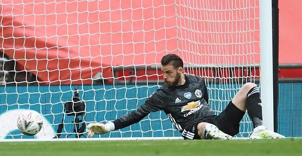 7 lần De Gea mắc lỗi kinh hoàng khiến MU mất mặt
