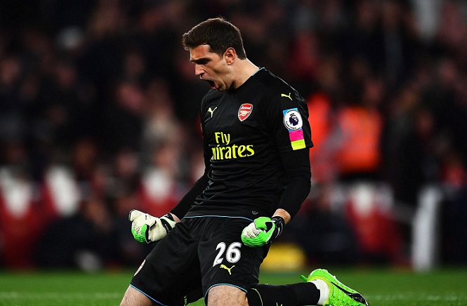 Tin chuyển nhượng Arsenal hôm nay 31/8: Leeds United nhắm Martinez