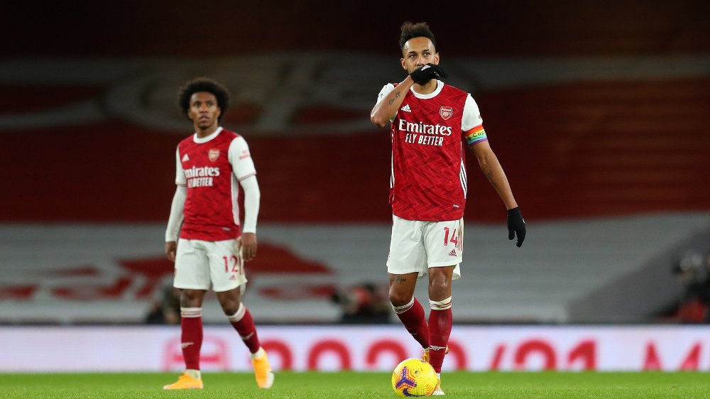 Arsenal lặp lại kỷ lục tồi tệ sau 61 năm khi thua Burnley