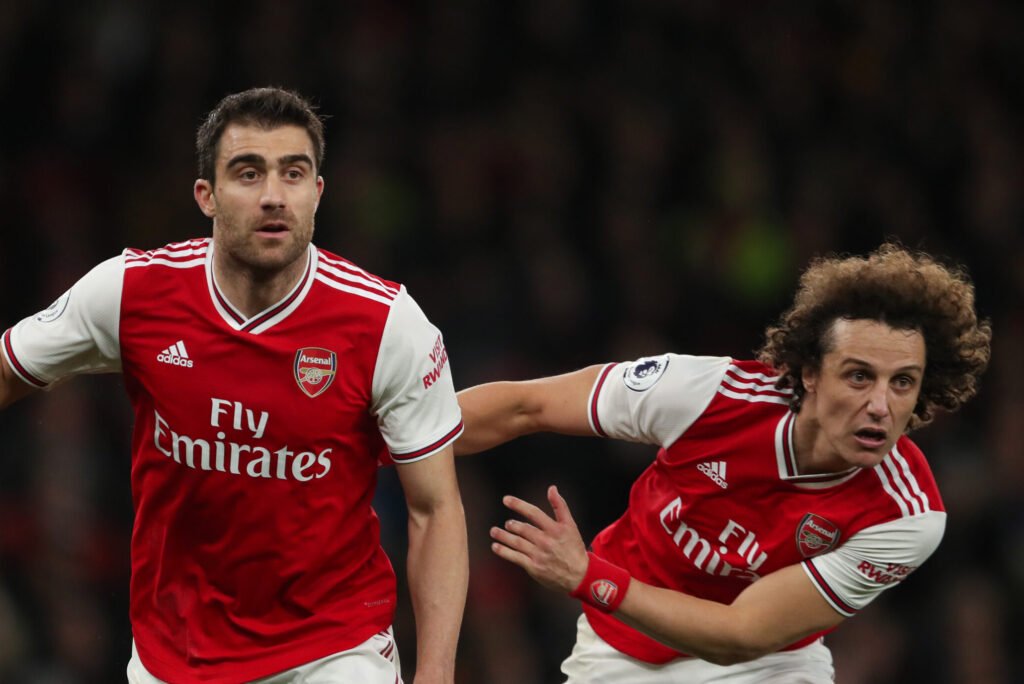 Top 10 cầu thủ Arsenal được đặt cược rời Arsenal trong mùa hè