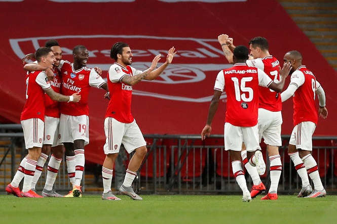 Chiêm ngưỡng Aubameyang ghi bàn sau 18 đường chuyền liên tiếp