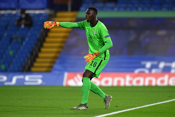 Edouard Mendy bay lượn như chim ở Chelsea nhờ sải tay siêu dài