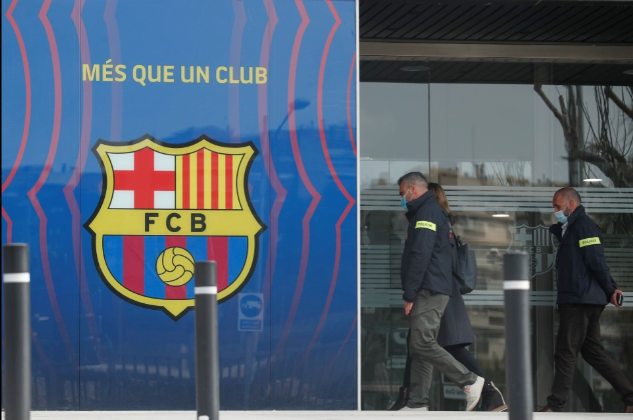 Cựu chủ tịch Barca bị bắt sau vụ bê bối Barcagate Cựu chủ tịch Barca bị bắt sau vụ bê bối Barcagate