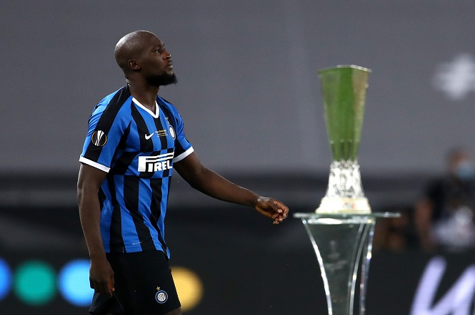 Lukaku bị coi là “phản bội” dù san bằng kỷ lục của Ronaldo