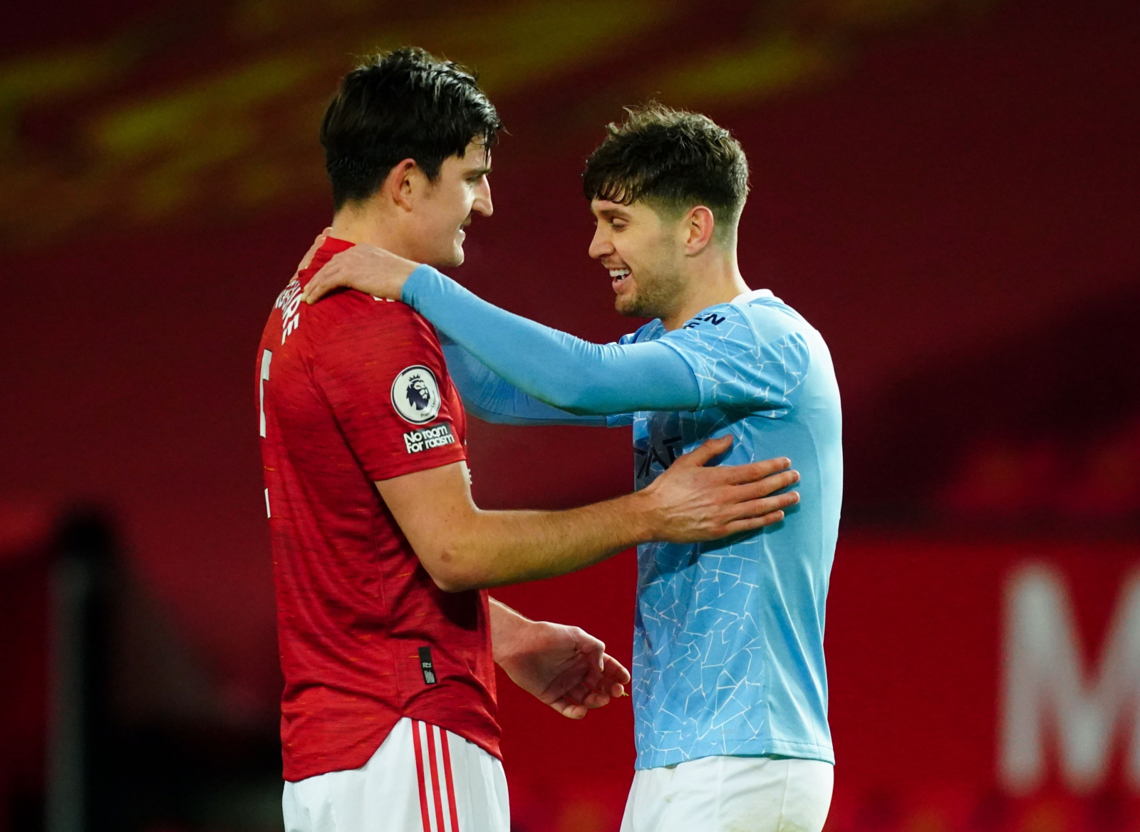 Huyền thoại MU tức giận với thái độ hai đội ở trận derby
