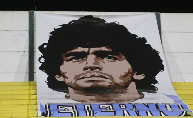 Y tá chăm sóc Maradona tiết lộ tình tiết mới
