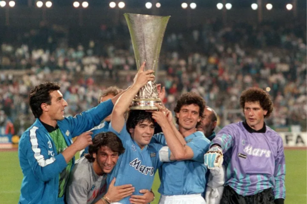 Maradona với chức vô địch cùng Napoli làm thay đổi bóng đá Italia
