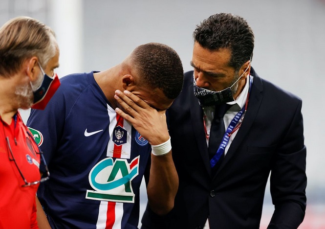 PSG hoảng hốt trước nguy cơ Mbappe lỡ Champions League