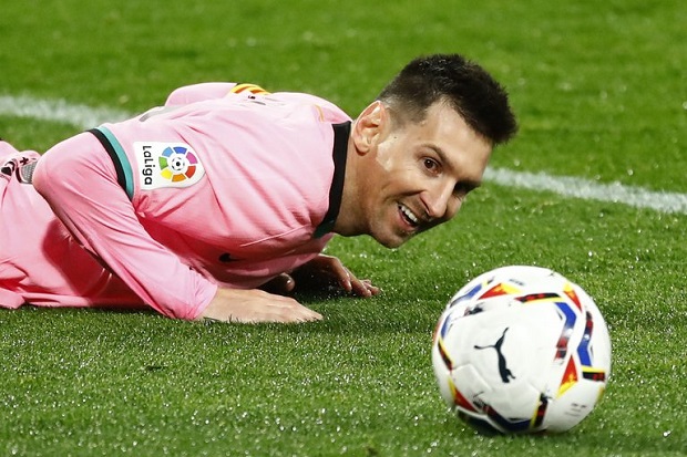 Messi khiến CĐV phấn khích với hình ảnh thú vị trước khi phá kỷ lục