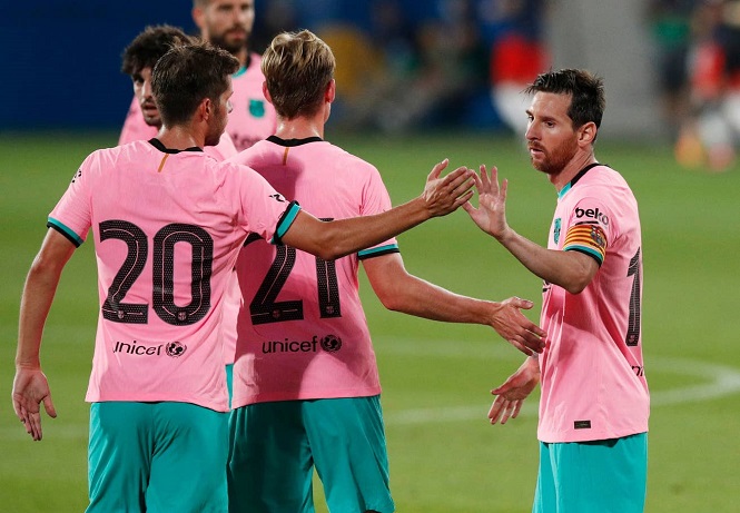 Xem Messi tham gia phối hợp ghi bàn mãn nhãn cho Barca