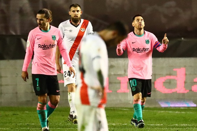 Messi ghi bàn sau án phạt và tiếp tục là ác mộng của Rayo