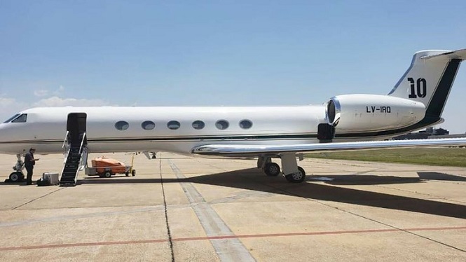 Bên trong máy bay 15 triệu USD của Messi chở các đồng đội về Argentina