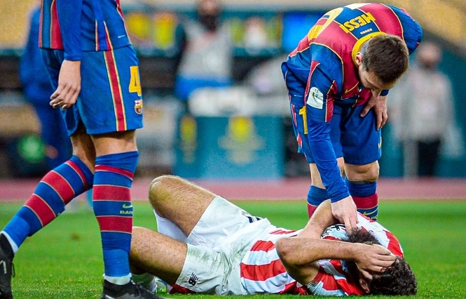 Cầu thủ khiến Messi bị đuổi trong trận chung kết Siêu Cúp lên tiếng