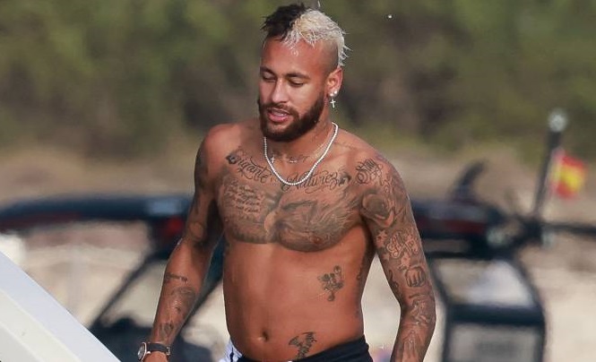 Tin bóng đá 2/9: Neymar dương tính với Covid-19