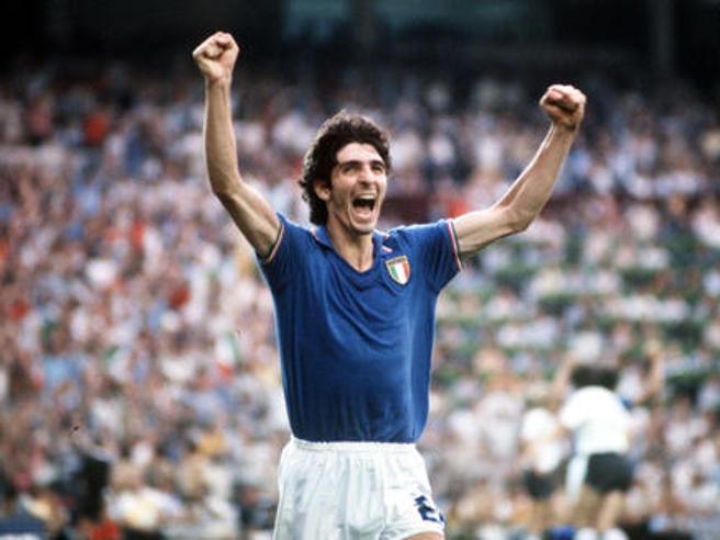Người hùng World Cup 82 Paolo Rossi qua đời