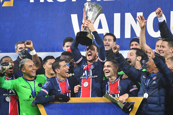 Pochettino đoạt danh hiệu đầu tiên với PSG chỉ sau... 3 trận