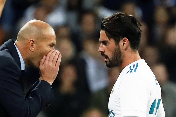 Ngôi sao Real Madrid mất 1 phút 20 giây để làm điệu với tóc