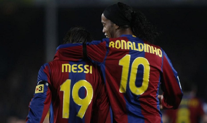 Ronaldinho sẽ là hàng xóm của Messi