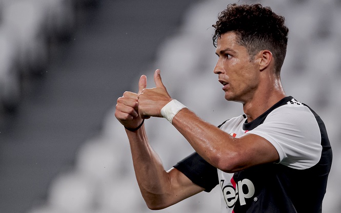 Ronaldo cần thêm bao nhiêu bàn để đoạt Chiếc giày vàng châu Âu?