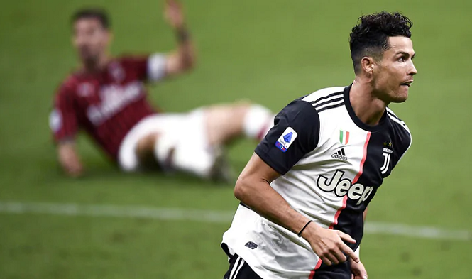 Doanh nhân mua Marseille tính gây sốc với Cristiano Ronaldo