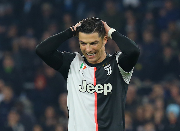 Tin bóng đá 18/6: Chị gái Ronaldo công kích HLV Juventus