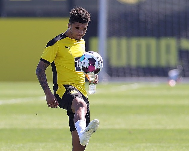 Tin bóng đá 22/8: MU hỏi mua sao Juventus thay thế Sancho