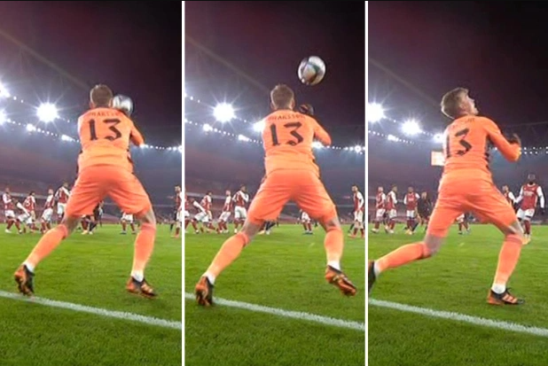 Xem thủ môn Arsenal mắc lỗi tai hại trong trận thua đậm Man City