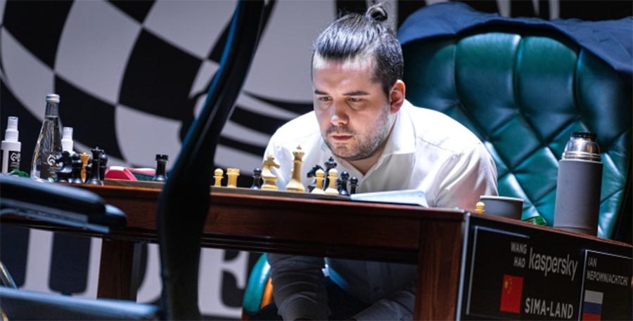 Ian Nepomniachtchi giành quyền thách đấu Vua cờ Magnus Carlsen