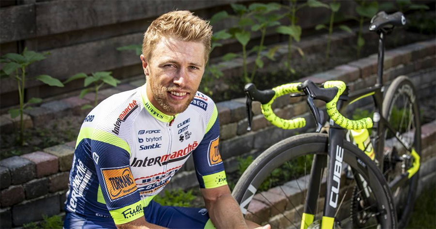 Chuẩn bị cho Tour de France, tay đua xe đạp bị chấn thương não!