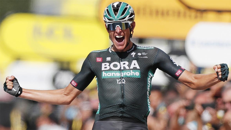 Cavendish vẫn chưa phá kỷ lục đua xe đạp khi Politt bất ngờ thắng chặng 12 Tour de France