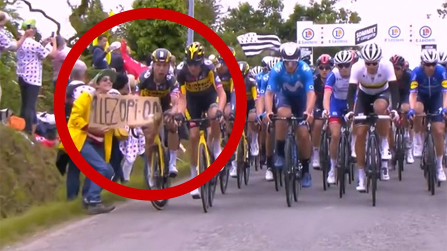 Alaphilippe mặc áo vàng đầu tiên khi khán giả quậy gây tai nạn ở giải đua xe đạp Tour de France 2021