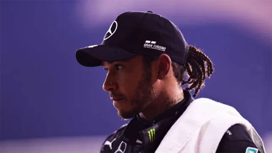 Lewis Hamilton nhiễm COVID-19, phải bỏ cuộc đua F1 Sakhir Grand Prix và cơ hội bắt kịp kỷ lục nữa!