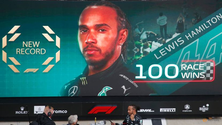 Nhờ đối thủ ngờ nghệch, Hamilton lập kỷ lục F1 mới tại Nga: 100 lần vô địch Grand Prix