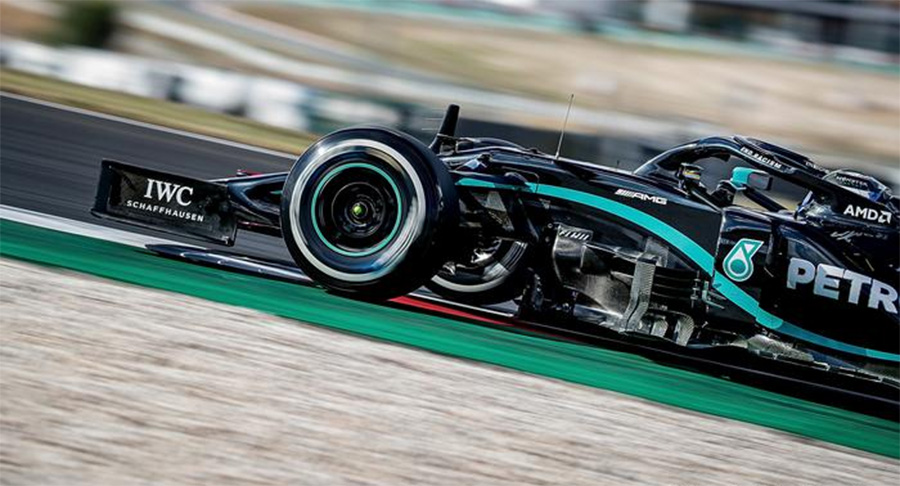 Lewis Hamilton chiếm pole tại Bồ Đào Nha