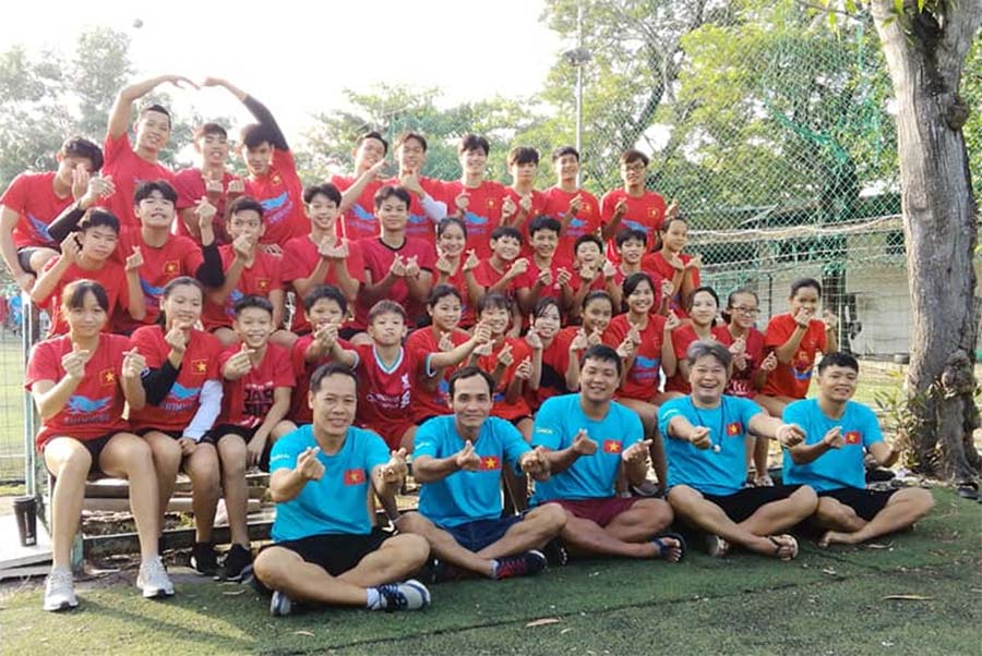Đột phá năm 2021 bất ngờ như thầy trò chuyên gia bơi lội Hoàng Quốc Huy