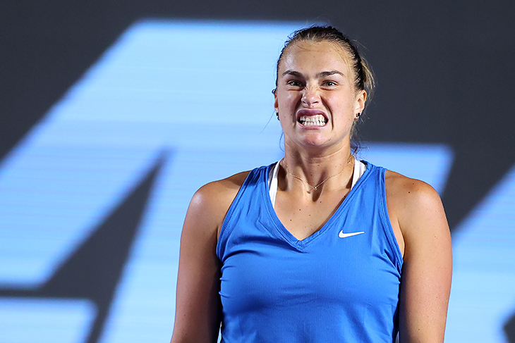 Kết quả tennis mới nhất 12/11: Hạt giống số 1 WTA Finals thua sốc