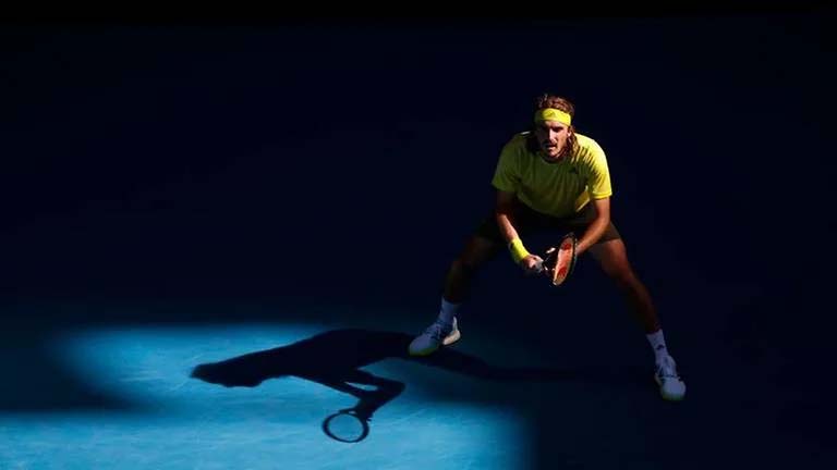 Kết quả tennis Australian Open hôm nay 15/2: Ngày nhẹ nhàng của các sao nam Rublev, Tsitsipas