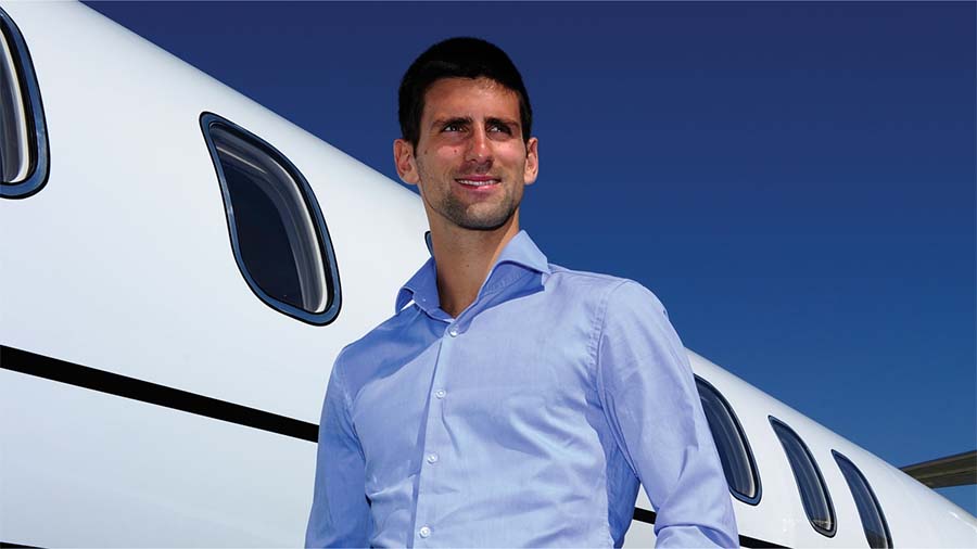 Soi xem máy bay riêng của sao tennis Djokovic có gì lạ Soi xem máy bay riêng của sao tennis Djokovic có gì lạ