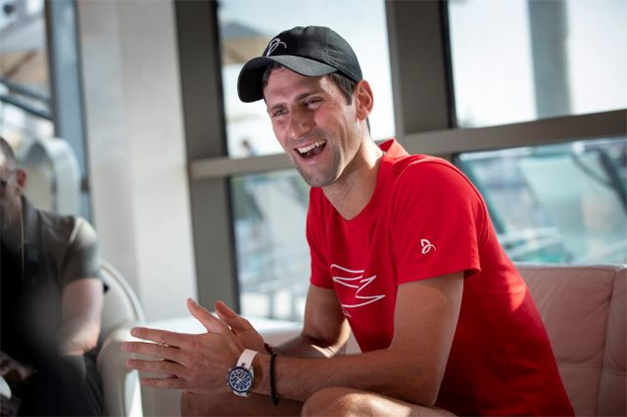 Người mẫu tiết lộ âm mưu bẫy tình sao tennis Djokovic