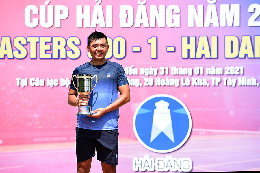 Sao tennis số 1 VN Lý Hoàng Nam đón Tết như thế nào?
