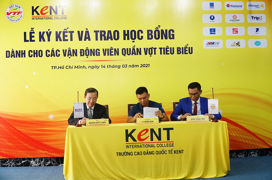 ĐKVĐ tennis SEA Games Lý Hoàng Nam: Sau này muốn kinh doanh!