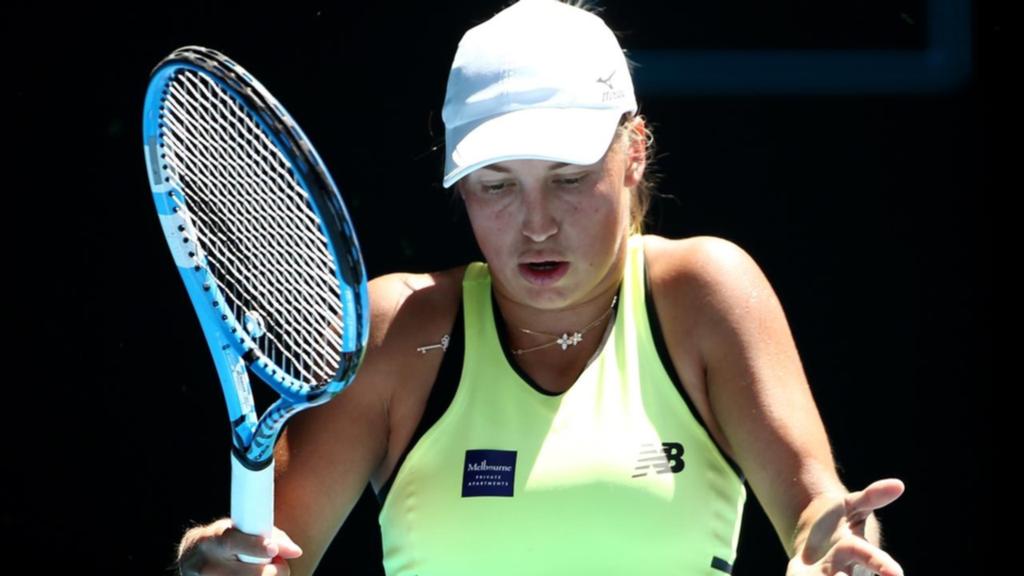 Giải tennis Australian Open: Hoàn cảnh sống tệ hơn trong tù và ở chung với chuột!
