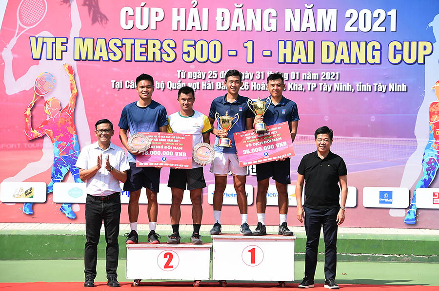 Lý Hoàng Nam có danh hiệu đầu tiên tại giải tennis VTF Masters 500 – 1