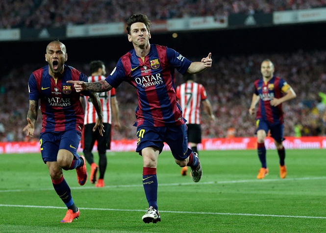 Tròn 5 năm Messi độc diễn từ giữa sân để ghi bàn cho Barca