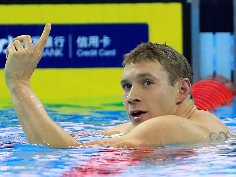 Kình ngư 3 lần vô địch Olympic có cách tập thể lực quá sốc