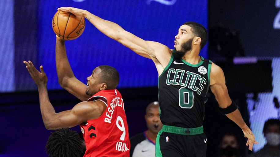 Ngay Game bản lề, Boston Celtics thắng đậm nhà ĐKVĐ Toronto Raptors