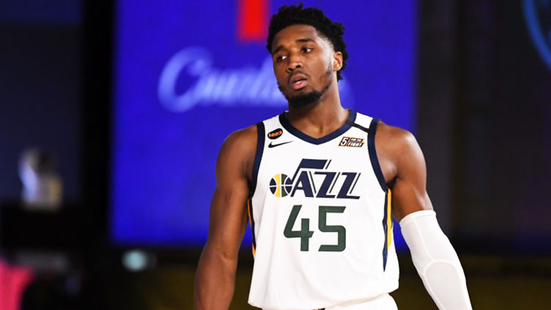 Donovan Mitchell ghi đến 57 điểm nhưng lại mắc sai lầm nhỏ khiến Utah Jazz gục ngã